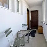 Romana Vibe Elegance In The Heart Of The * Bucharest