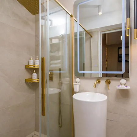 Romana Vibe Elegance In The Heart Of The