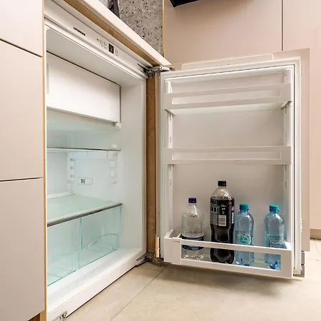 Romana Vibe Elegance In The Heart Of The Apartman