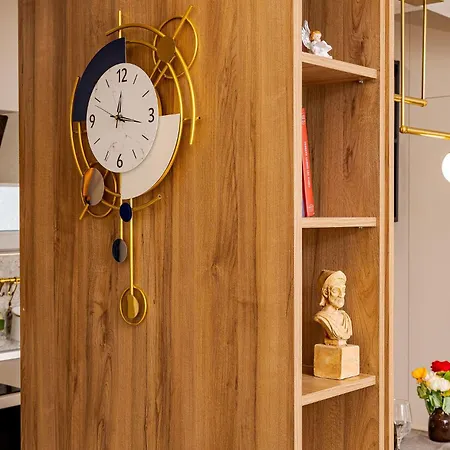 Romana Vibe Elegance In The Heart Of The * Bukarest