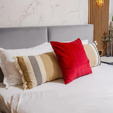Apartman Romana Vibe Elegance In The Heart Of The *