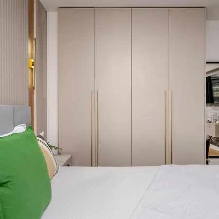 Romana Vibe Elegance In The Heart Of The Apartman