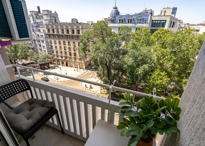 Romana Vibe Elegance In The Heart Of The Bucarest