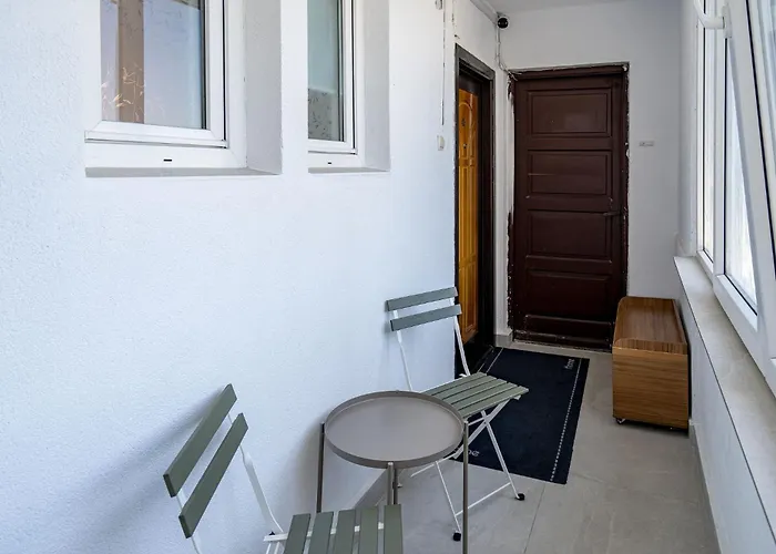 Romana Vibe Elegance In The Heart Of The *