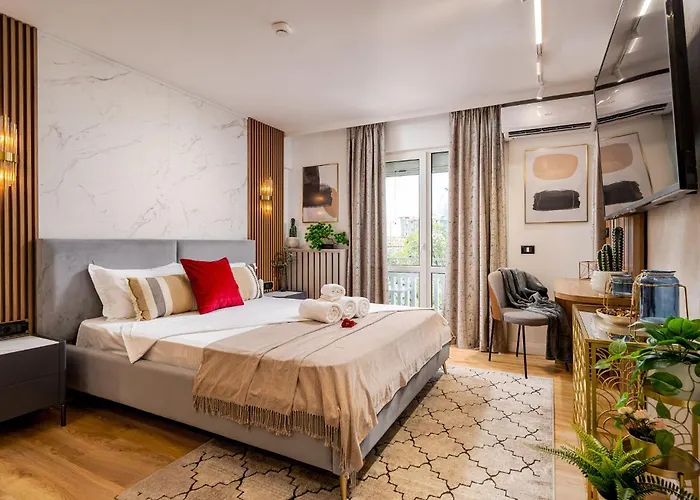 公寓 Romana Vibe Elegance In The Heart Of The 布加勒斯特