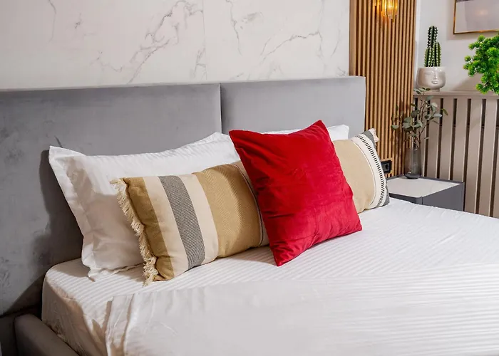 公寓 Romana Vibe Elegance In The Heart Of The *