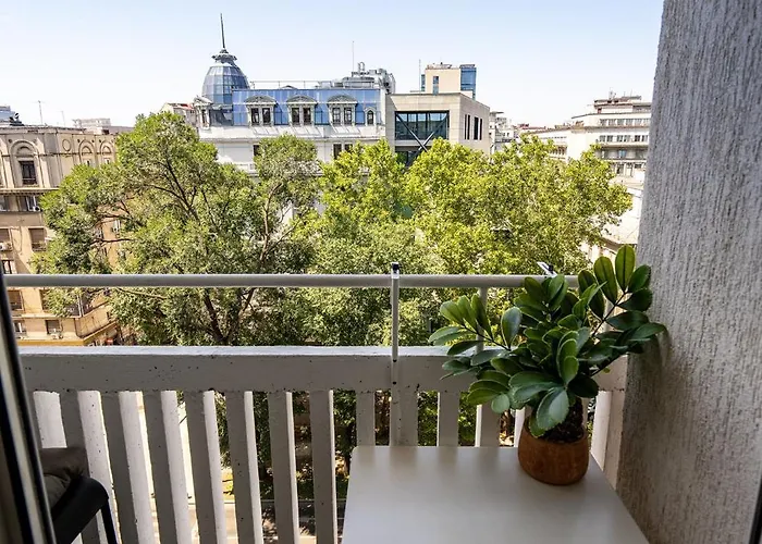 Romana Vibe Elegance In The Heart Of The * Bukarest